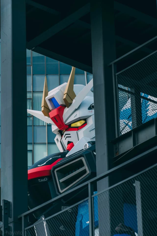 上海-自由高达立像